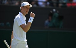 Jannik Sinner dễ dàng vào vòng 3 Wimbledon