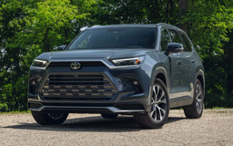 Toyota tiếp tục hoãn sản xuất ô tô điện