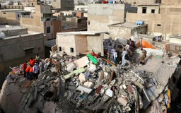Sập tòa nhà ở Pakistan, 12 người thiệt mạng