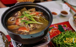 Bò om dưa chua bỗng