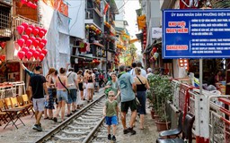 Check-in đường tàu: trào lưu nguy hiểm cần chấm dứt