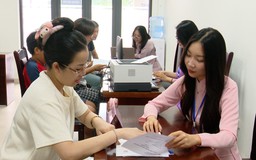 Ngày đầu Hà Nội tuyển sinh học sinh lớp 6