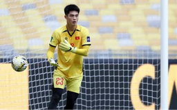 HLV Kim Sang-sik tìm ra thủ môn số 1 cho U23 Việt Nam