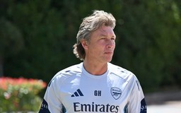 Cựu danh thủ Man United gia nhập Arsenal