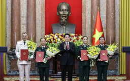 Chủ tịch nước trao Quyết định thăng hàm Thượng tướng
