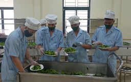 Những người giữ lửa thao trường