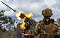 Ukraine 'bật đèn xanh' cho lệnh ngừng bắn trên không với Nga