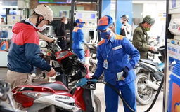 Dự báo giá xăng có thể giảm hơn 400 đồng/lít