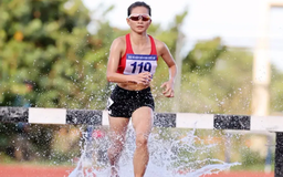 Nguyễn Thị Oanh xuất sắc nhất giải điền kinh VĐQG