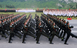 Hợp luyện lần 3: Bước chân hào hùng của các khối chiến sĩ
