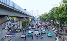 Không thể chấp nhận giao thông mãi lộn xộn | Chuyện đô thị | 16/08/2025