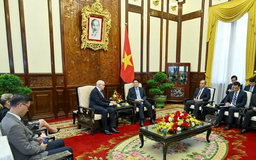 Đại sứ Phần Lan chào từ biệt Chủ tịch nước Lương Cường