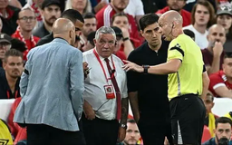 Fan Liverpool phân biệt chủng tộc, bị cấm đến sân trọn đời