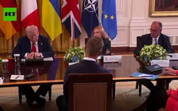 Ông Trump bác bỏ yêu cầu ngừng bắn tại Ukraine