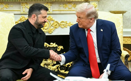 Ông Zelensky liên tục cảm ơn, ông Trump khen bộ vest đẹp