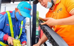 10.000 lít xăng E10 được tiêu thụ ngày đầu mở bán