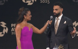 Mohamed Salah đi vào lịch sử giải Ngoại hạng Anh
