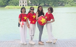 Bạn bè quốc tế hòa mình trong không khí A80