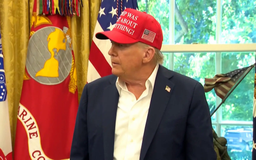 Ông Trump đe dọa can thiệp liên bang vào Chicago