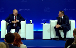 Ông Putin gọi ông Trump là 'tia sáng cuối đường hầm'