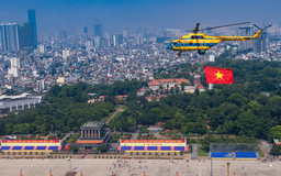 Không quân hợp luyện trên bầu trời Thủ đô