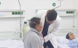 Hai bệnh nhân cao tuổi được cứu nhờ kỹ thuật mới