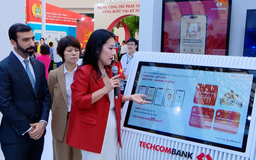 Ngân hàng đẩy mạnh chuyển đổi số, tiếp sức cho doanh nghiệp