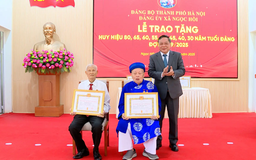 Ngọc Hồi tri ân đảng viên suốt đời cống hiến