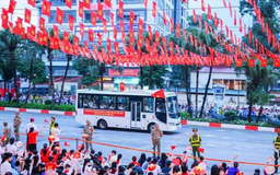 Những tuyến giao thông công cộng phù hợp đi xem diễu binh