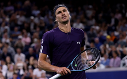 Alexander Zverev chia tay US Open 2025