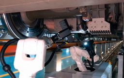 Robot bảo trì đường sắt cao tốc tại Trung Quốc