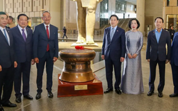 Chủ tịch nước và Phu nhân thăm Đại Bảo tàng Ai Cập