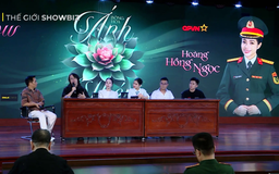 Hoàng Hồng Ngọc đưa hình ảnh nữ quân nhân xuyên suốt liveshow