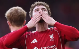 Leipzig đàm phán chiêu mộ 'viên ngọc' của Liverpool