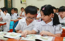 Học sinh đầu cấp: Vui mà lo ngày đầu đến lớp