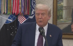 Ông Trump dọa áp thuế 100% với chip nhập khẩu