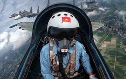 Su-30MK2 đầy uy lực xuất kích chuẩn bị ngày đại lễ