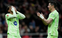 UEFA kỷ luật CLB Barcelona