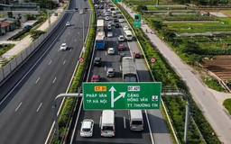Thí điểm cấm xe tải đi làn trái trên cao tốc