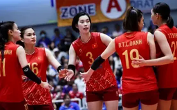Bước chạy đà hoàn hảo của tuyển bóng chuyền nữ Việt Nam