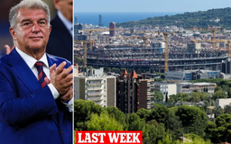 Barcelona lùi ngày trở lại Nou Camp