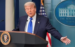 Ông Trump kêu gọi NATO áp thuế 100% với hàng Trung Quốc