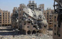 Israel không kích dữ dội thành phố Gaza