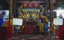 Dâng hương kỷ niệm 908 năm ngày hóa Hoàng Thái hậu Ỷ Lan