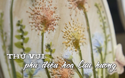 Thú vui phù điêu hoa lưu hương | Nhịp sống Hà Nội | 17/09/2025