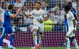 Kylian Mabppe tỏa sáng rực rỡ trong chiến thắng ngược dòng của Real Madrid