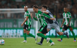 Real Betis và Nottingham Forest chuẩn bị cho trận ra quân