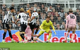 Newcastle khởi đầu thuận lợi hành trình bảo vệ Carabao Cup