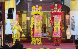 Vui trung thu tại phố cổ Hà Nội