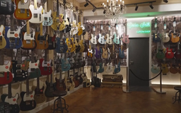 Cửa hàng guitar Regent Sounds mở cửa trở lại